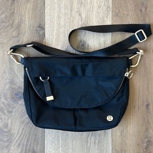 Lululemon All Night Festival Bag